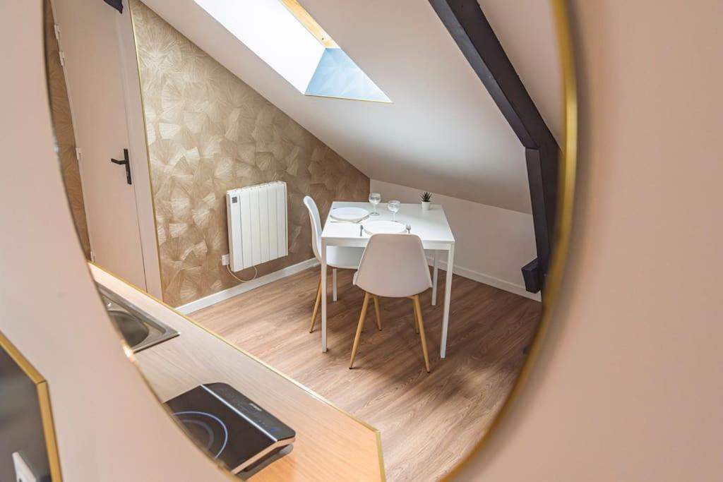 L'Azur Dore, Studio Pour 2 Voyageurs Isles-sur-Suippe Zewnętrze zdjęcie